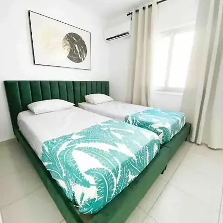 Apartment Flat In The Heart Of Ayia Napa/центр напы Ayia Napa